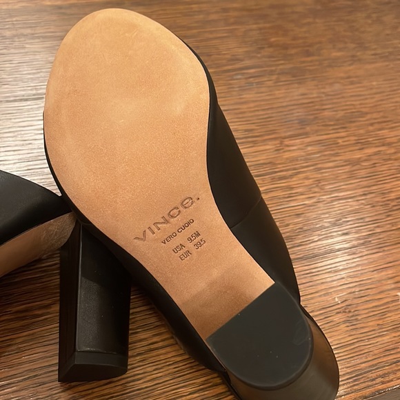 💕HP💕Vince heath cross strap sandal black leather - Picture 10 of 13